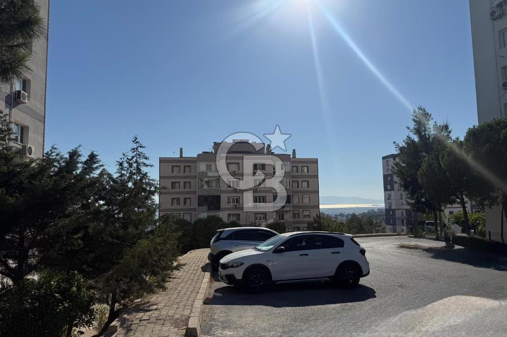 ZİRVEDESİN - ÇİĞLİ EVKA-6 DENİZ MANZARALI SATILIK 3+1 DAİRE 