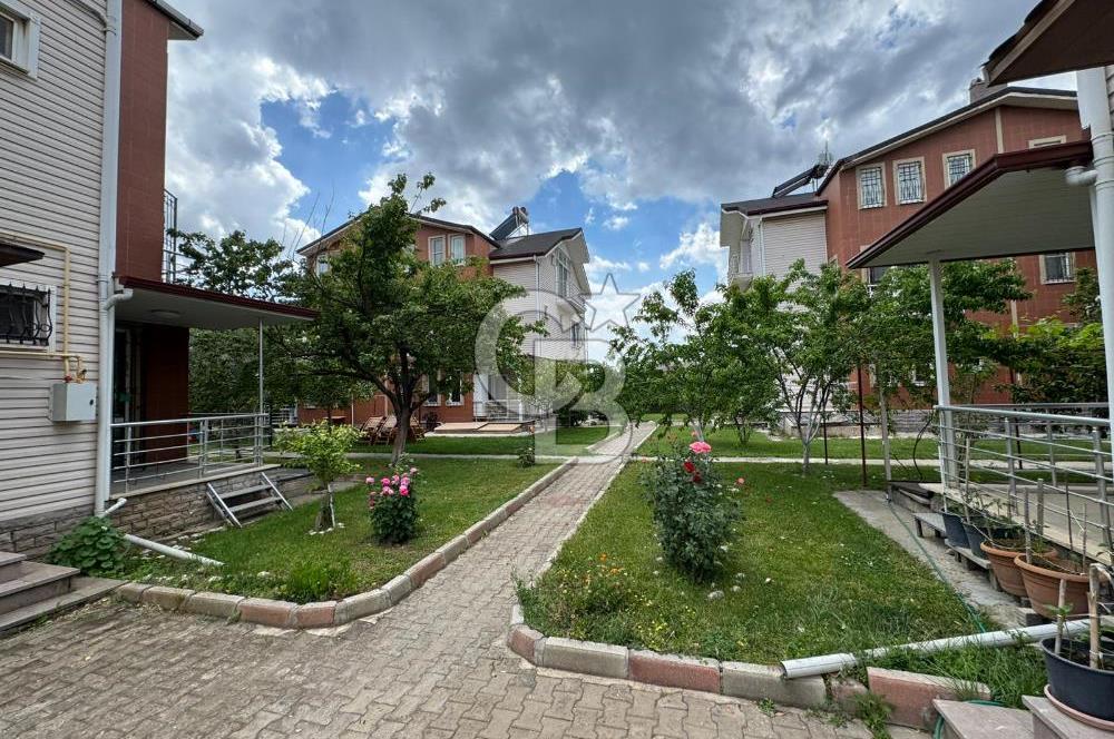 Edremit Cennetayağı Mahallesi Satılık 4+1 Tribleks Villa