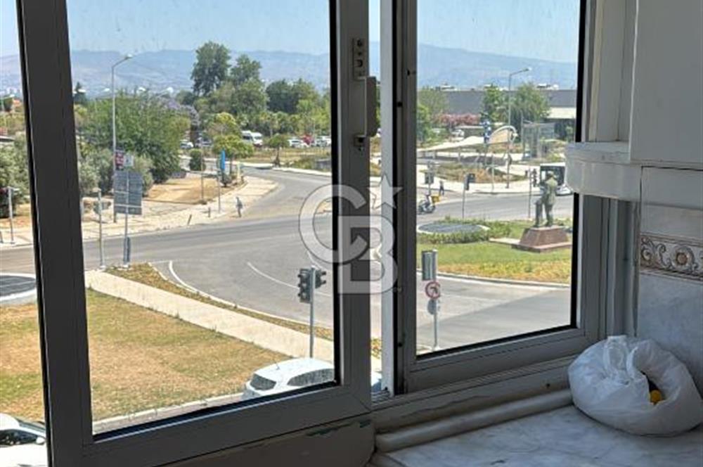 Eşsiz konumu ve noktaya yakın kiralık