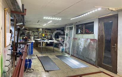 Buca Yenigün Mahallesi Satılık 305 M2 Cadde Üzeri Köşe Dükkan