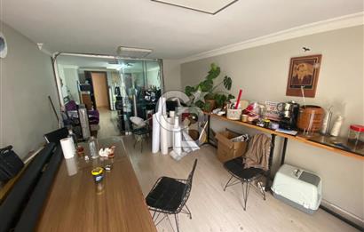 Buca Yenigün Mahallesi Satılık 305 M2 Cadde Üzeri Köşe Dükkan