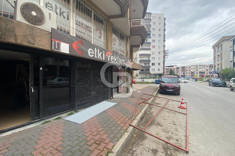 Buca Yenigün Mahallesi Satılık 305 M2 Cadde Üzeri Köşe Dükkan