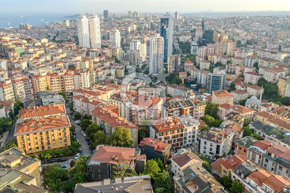 Gayrettepe'de Sıfır Binada Satılık 2+1 Daire, 105 m²,
