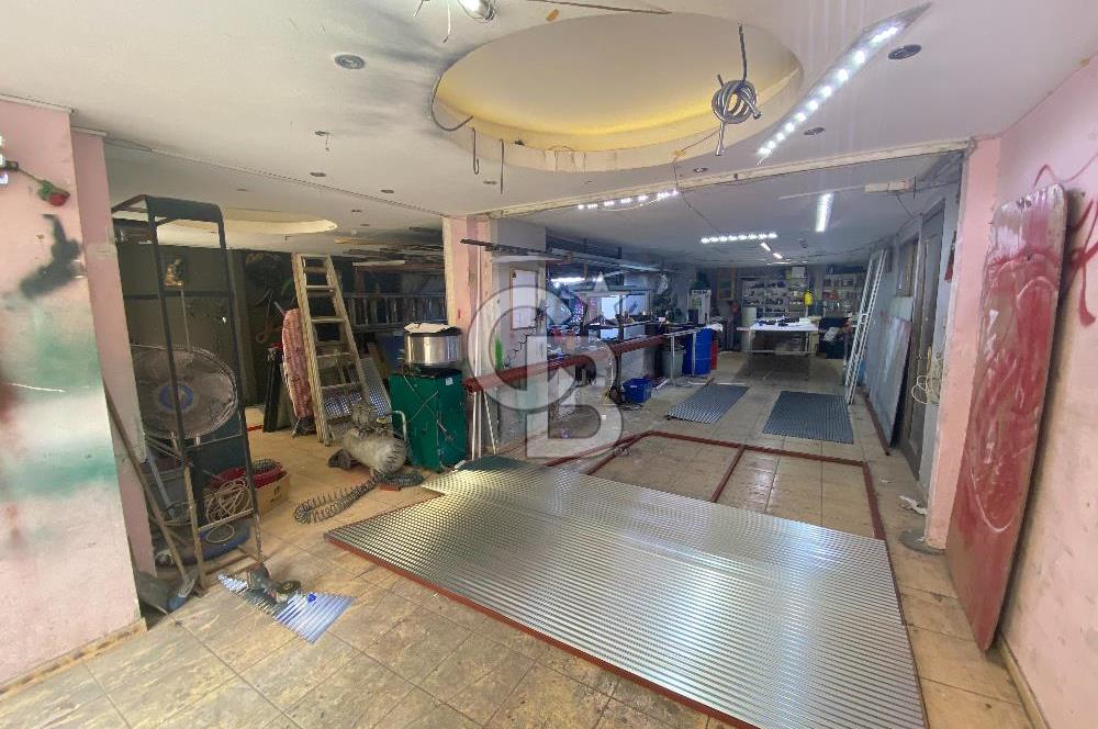 Buca Yenigün Mahallesi Satılık 305 M2 Cadde Üzeri Köşe Dükkan