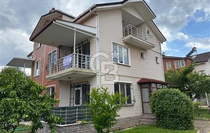 Edremit Cennetayağı Mahallesi Satılık 4+1 Tribleks Villa