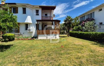 Ayvalık Gömeç Mahallesin'de Site İçerisinde 3+1 Satılık Villa