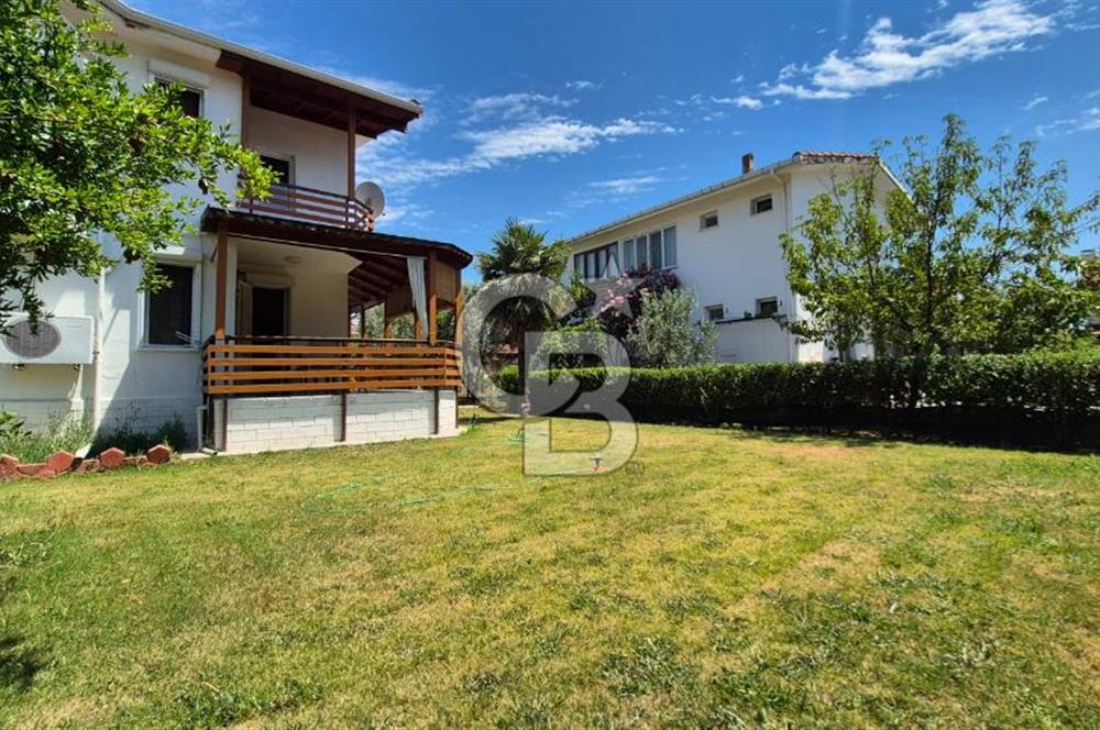 Ayvalık Gömeç Mahallesin'de Site İçerisinde 3+1 Satılık Villa