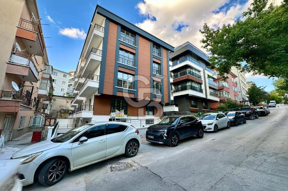 BAŞÇAVUŞ SOKAKTA YENİ BİNADA SATILIK 1+1 LÜX DAİRE