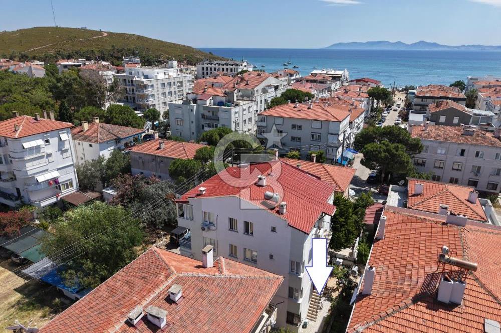 AYVALIK BADAVUT'TA DENİZE 200 METRE 2+1 BAHÇE KATI