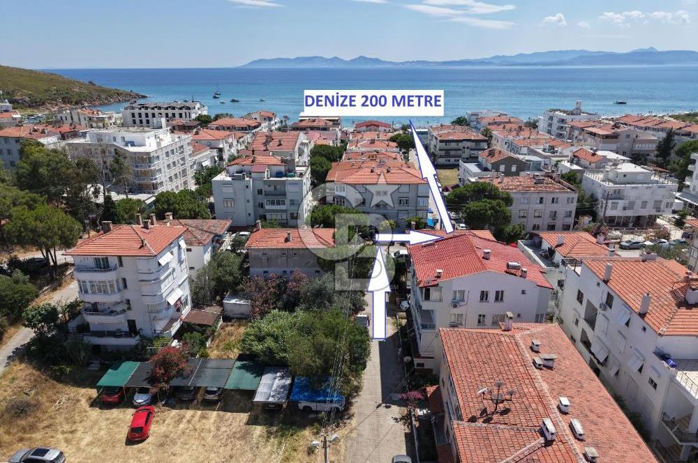 AYVALIK BADAVUT'TA DENİZE 200 METRE 2+1 BAHÇE KATI