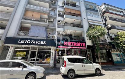 Karşıyaka Yalı Mahallesi'nde İşlek Konumda Satılık Dükkanizmir 