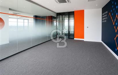 Bayraklı Novus Tower da Deniz Manzaralı Kiralık Yarım Kat Ofis 