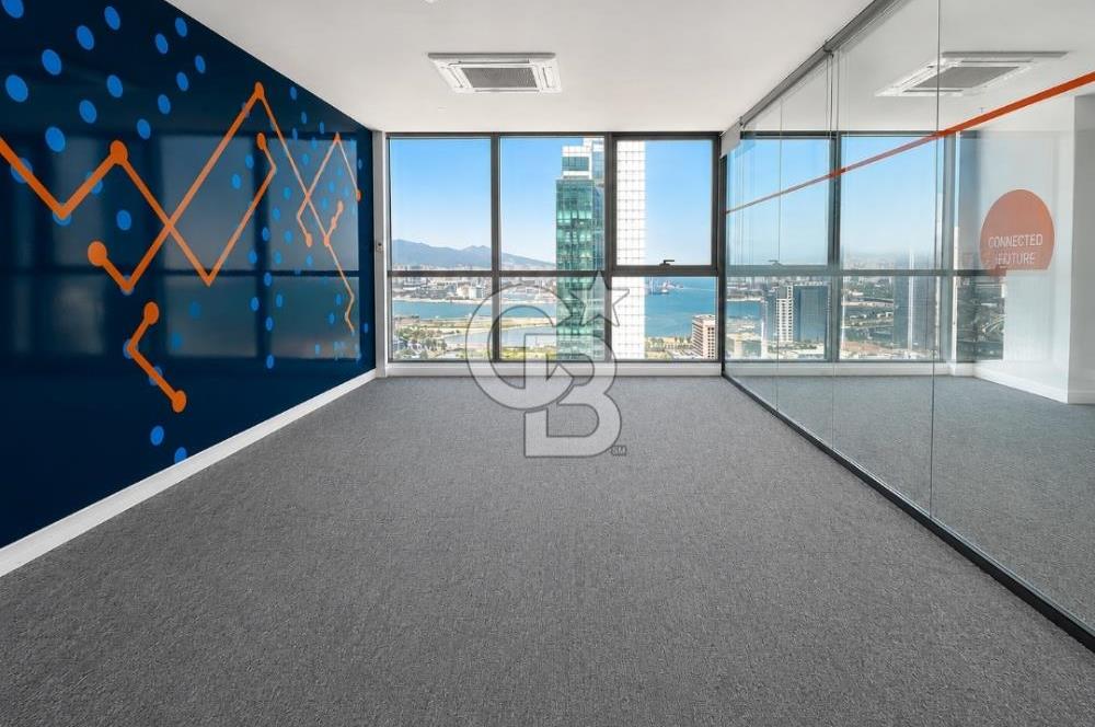 Bayraklı Novus Tower da Deniz Manzaralı Kiralık Yarım Kat Ofis 