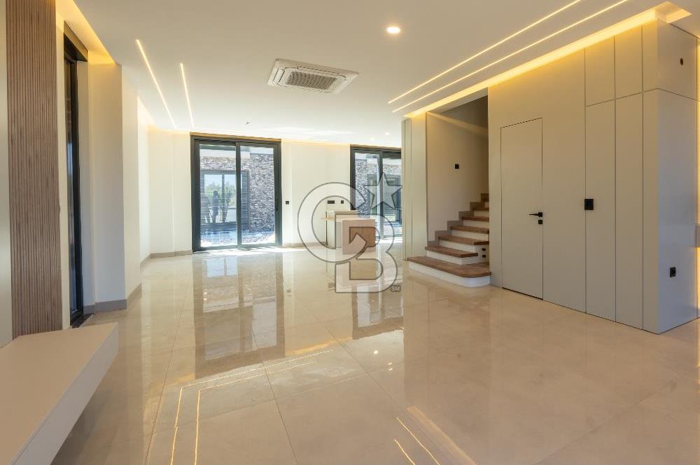 İznik Selçuk Mh Havuzlu & Saunalı Sıfır Lüks Villa