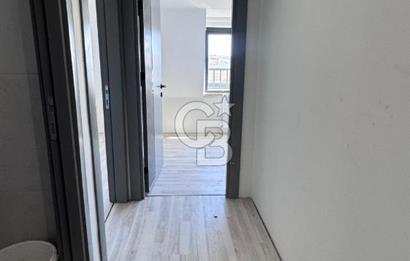 ARNAVUTKÖY HARAÇÇI GÖÇMENKENTTE SATILIK 2+1 LÜKS ÇATI KATI