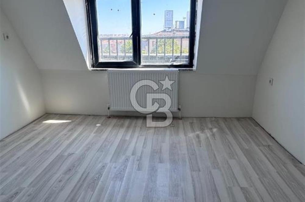 ARNAVUTKÖY HARAÇÇI GÖÇMENKENTTE SATILIK 2+1 LÜKS ÇATI KATI