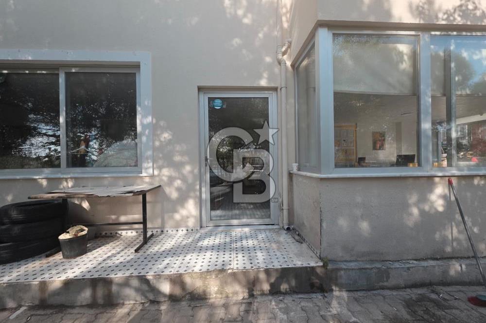 Ayvalık Eski Garaj Arkasında Giriş Kat Satılık FırsatKöşe Dükkan