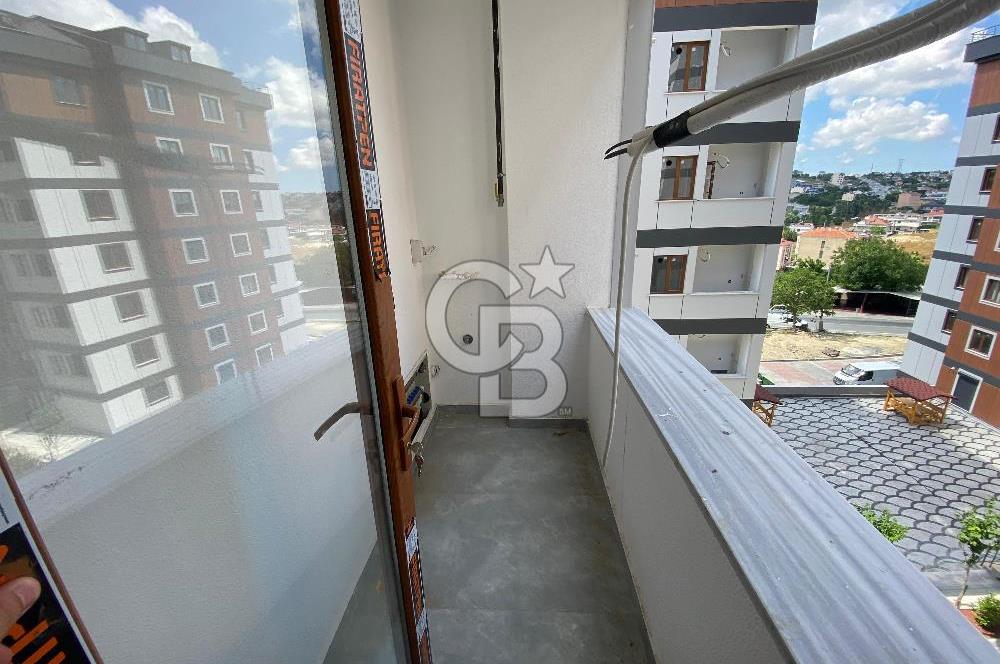 SATILIK SİTE İÇİNDE 2+1 ARNAVUTKÖY TAŞOLUK METROYA YÜRÜME