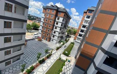 SATILIK SİTE İÇİNDE 2+1 ARNAVUTKÖY TAŞOLUK METROYA YÜRÜME