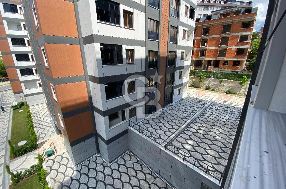 SATILIK SİTE İÇİNDE 2+1 ARNAVUTKÖY TAŞOLUK METROYA YÜRÜME