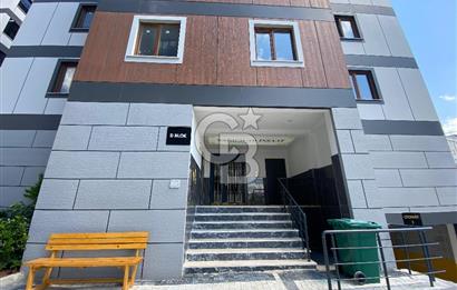 SATILIK SİTE İÇİNDE 2+1 ARNAVUTKÖY TAŞOLUK METROYA YÜRÜME
