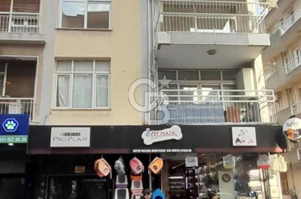 KARŞIYAKA'nın EN HAREKETLİ BÖLGESİNDE BULUNAN DAİREMİZ 3+1 OLUP 2.KATTADIR