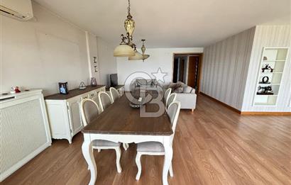 İzmir Bostanlı 'da Eşsiz Deniz Manzaralı 4+1 Yalı Dairesi