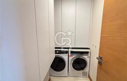 İzmir Bostanlı 'da Eşsiz Deniz Manzaralı 4+1 Yalı Dairesi