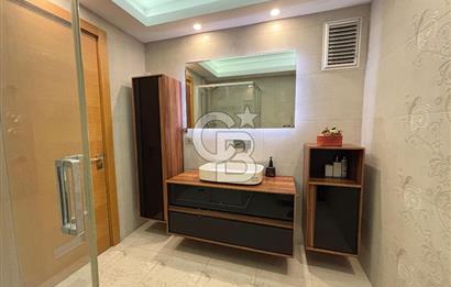 İzmir Bostanlı 'da Eşsiz Deniz Manzaralı 4+1 Yalı Dairesi