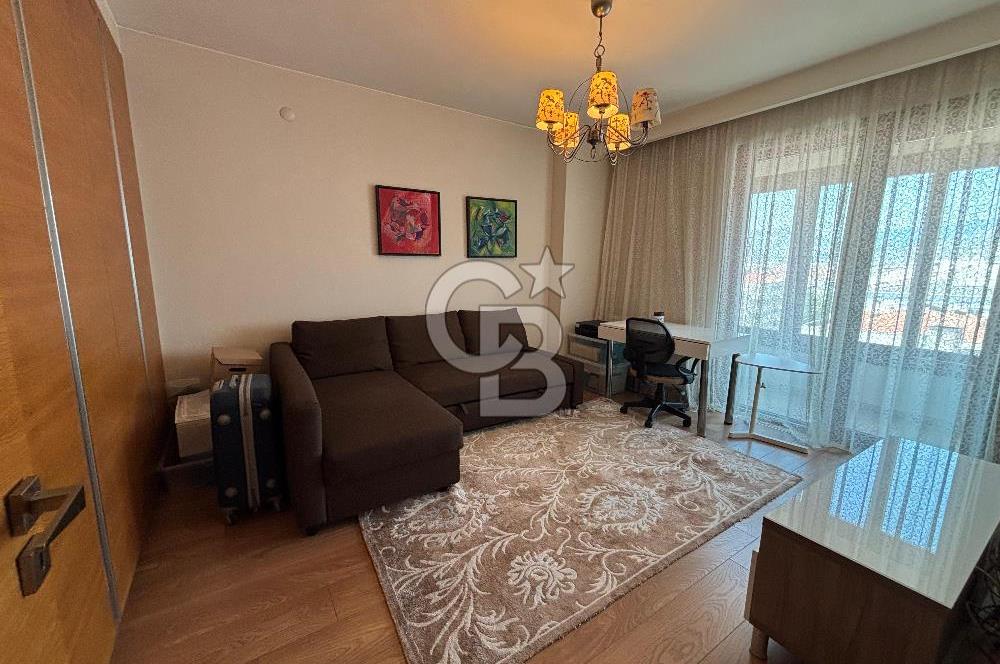 İzmir Bostanlı 'da Eşsiz Deniz Manzaralı 4+1 Yalı Dairesi