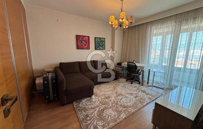 İzmir Bostanlı 'da Eşsiz Deniz Manzaralı 4+1 Yalı Dairesi
