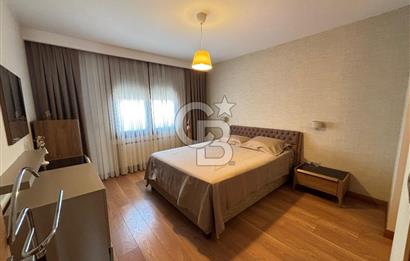 İzmir Bostanlı 'da Eşsiz Deniz Manzaralı 4+1 Yalı Dairesi