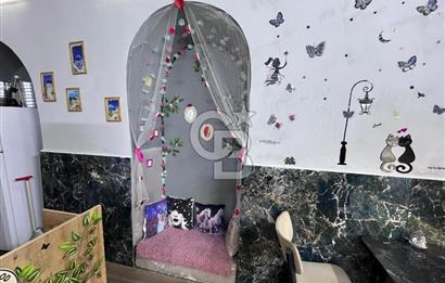KEMERALTI'NIN GÖBEĞİNDE DEVREN KİRALIK KAFE