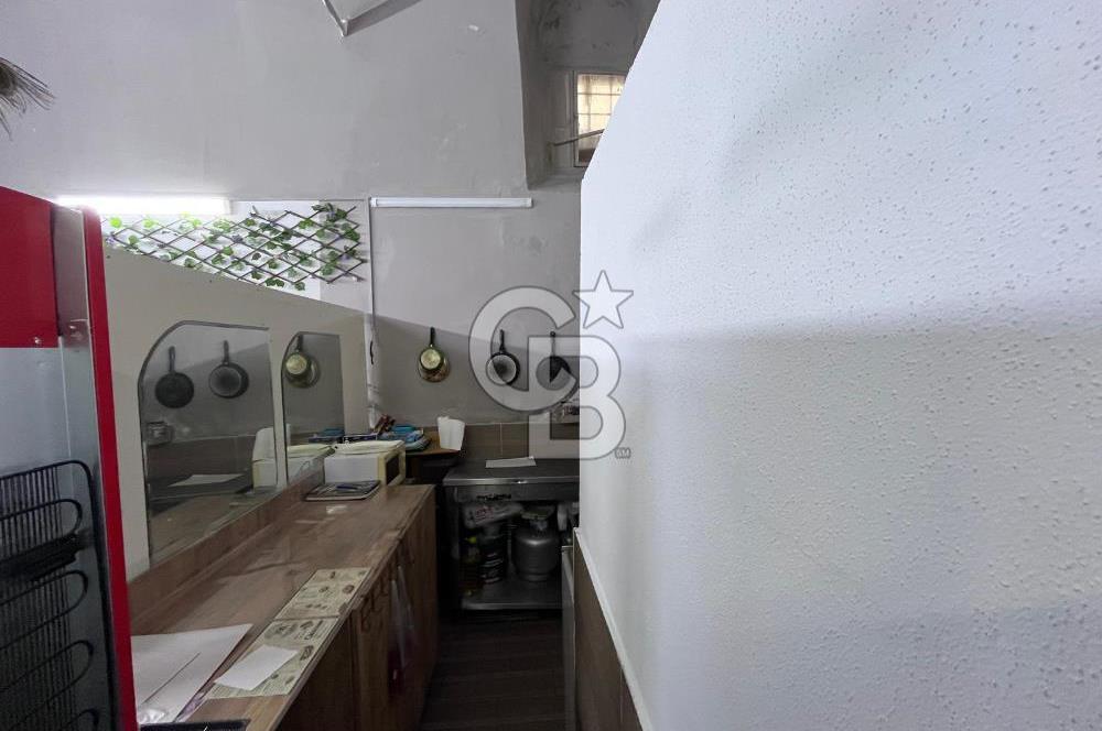 KEMERALTI'NIN GÖBEĞİNDE DEVREN KİRALIK KAFE