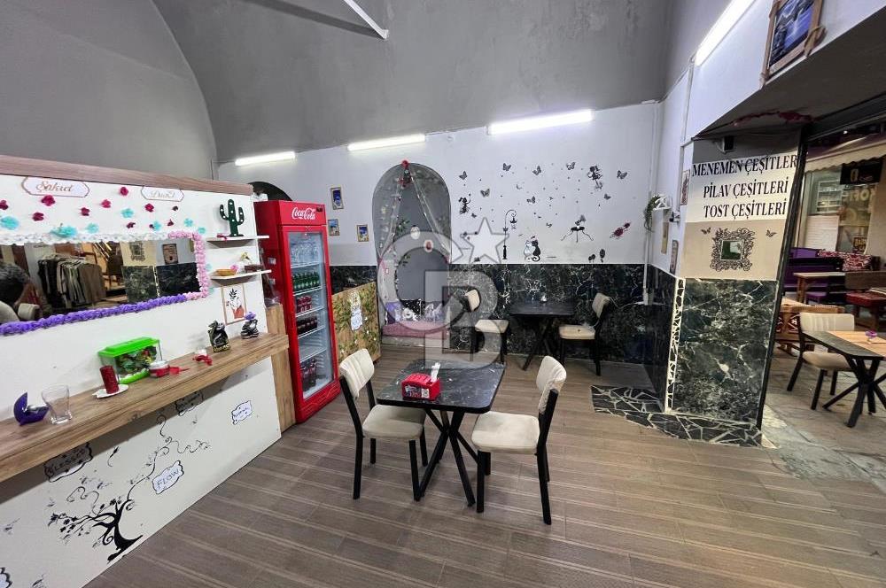 KEMERALTI'NIN GÖBEĞİNDE DEVREN KİRALIK KAFE