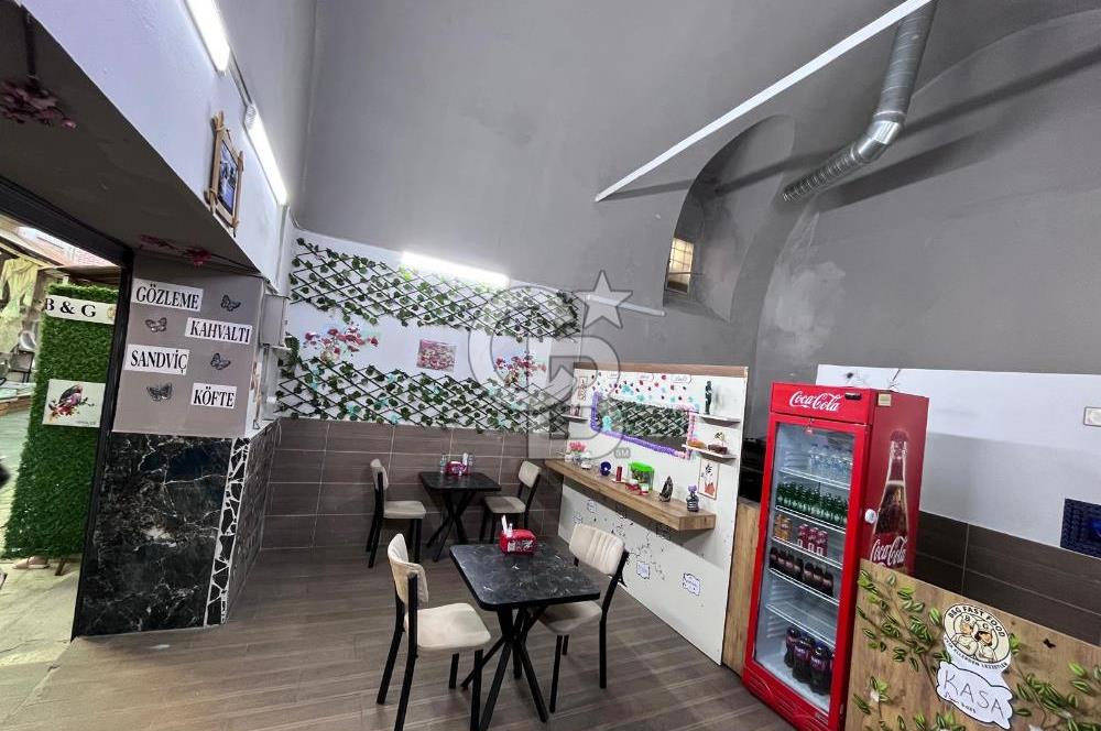 KEMERALTI'NIN GÖBEĞİNDE DEVREN KİRALIK KAFE