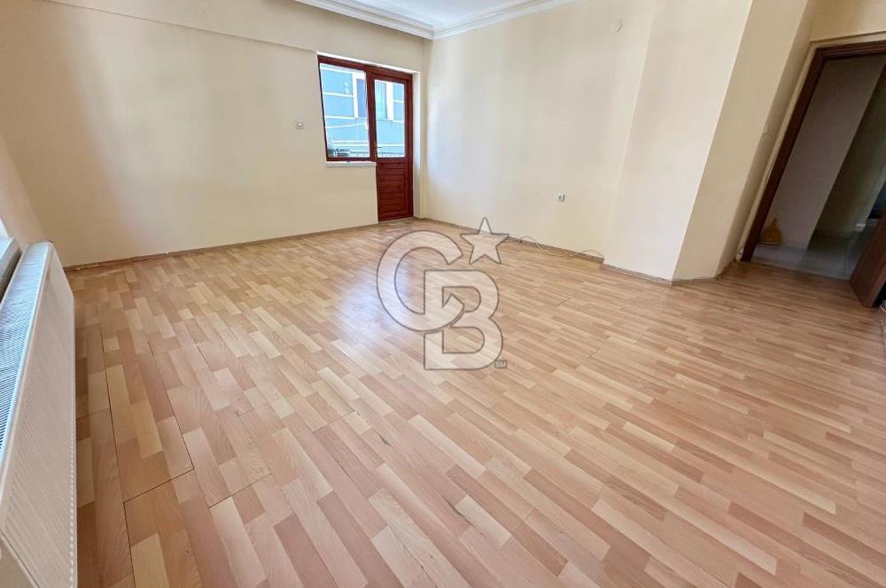 MUTLU CADDESİ YAKINI ARA KATTA KİRALIK 3+1 DAİRE