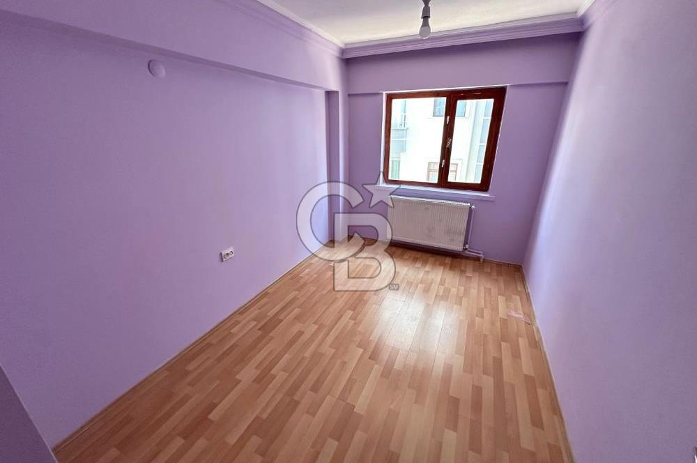 MUTLU CADDESİ YAKINI ARA KATTA KİRALIK 3+1 DAİRE