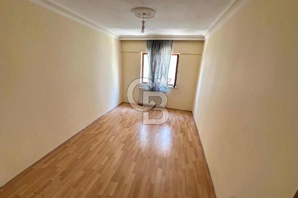 MUTLU CADDESİ YAKINI ARA KATTA KİRALIK 3+1 DAİRE