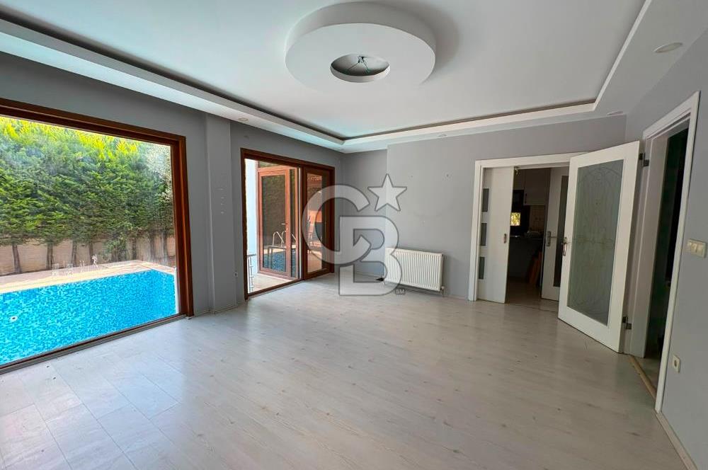Şile Kumbaba'da Müstakil Havuzlu 3+1 Villa