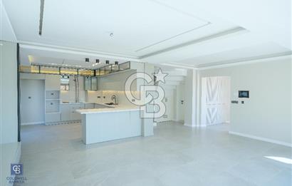 URLA KALABAKTA SATILIK 3+1 VİLLA