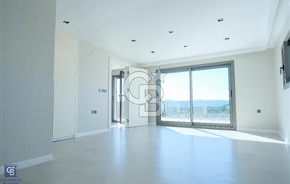 URLA KALABAKTA SATILIK 3+1 VİLLA