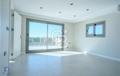 URLA KALABAKTA SATILIK 3+1 VİLLA
