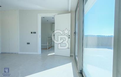 URLA KALABAKTA SATILIK 3+1 VİLLA
