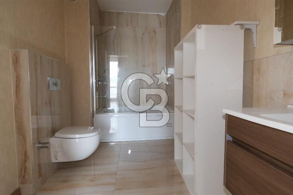 ÇAYYOLU’NDA PARK CADDESİ VİVENDİ SİTESİ’NDE 5+1 TERASLI DUBLEKS DAİRE