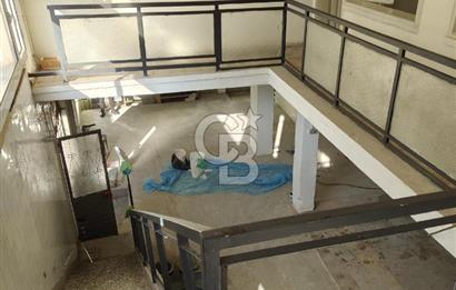 KİRALIK 440 m² İKİ KATLI TİCARİ DÜKKAN – BORNOVA YILDIRIM BEYAZIT CADDESİ ÜZERİNDE