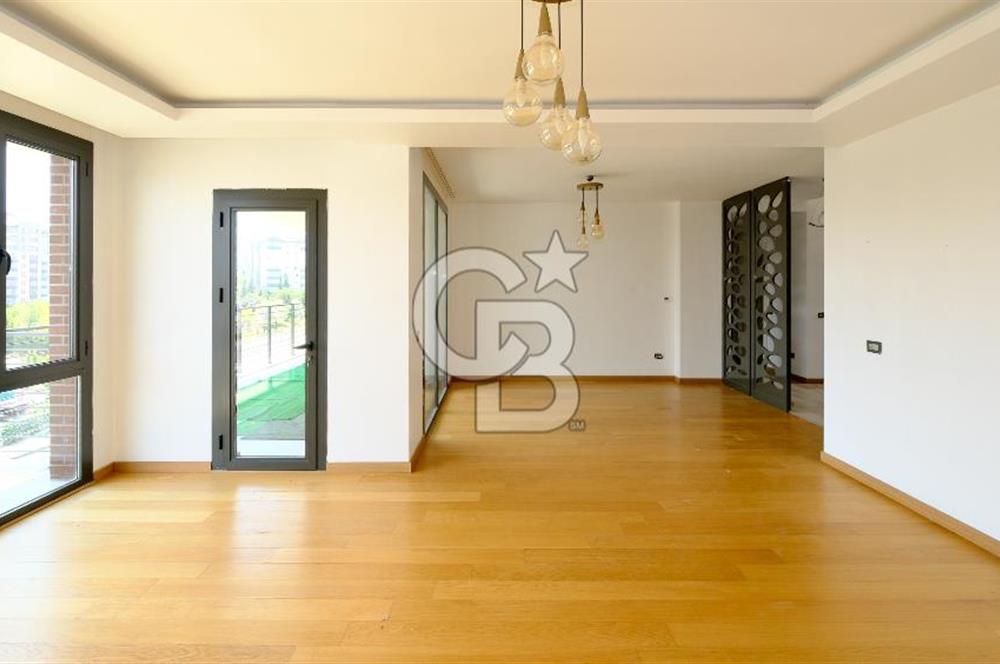 ÇAYYOLU’NDA PARK CADDESİ VİVENDİ SİTESİ’NDE 5+1 TERASLI DUBLEKS DAİRE