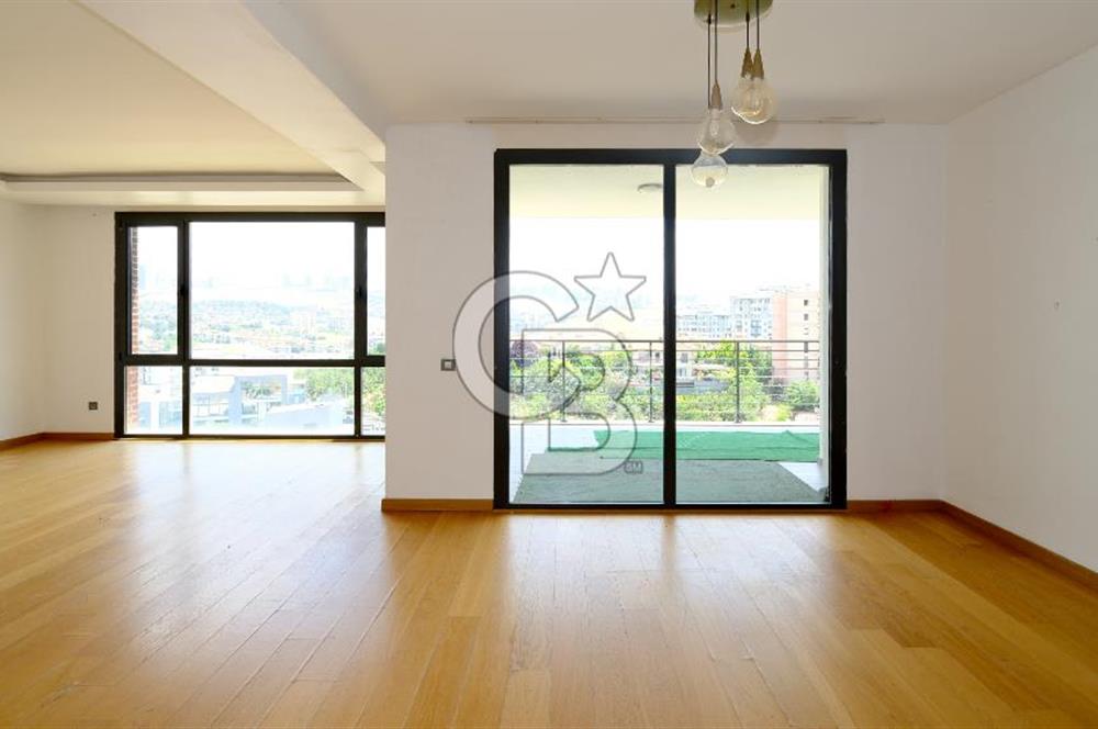 ÇAYYOLU’NDA PARK CADDESİ VİVENDİ SİTESİ’NDE 5+1 TERASLI DUBLEKS DAİRE