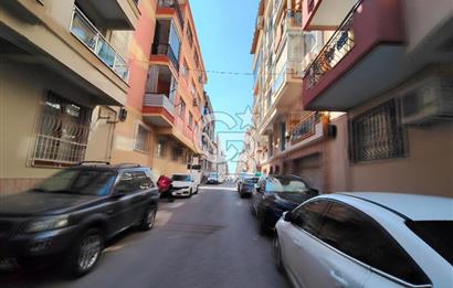 Çiğli K.çiğli'de merkezi lokasyonda satılık 3+1 daire