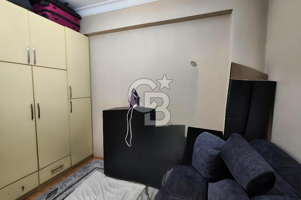 Çiğli K.çiğli'de merkezi lokasyonda satılık 3+1 daire